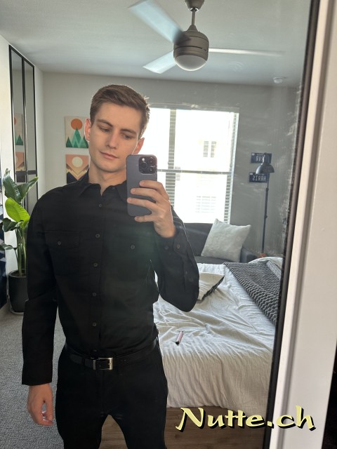 Vieni a gustare un delizioso piatto caldo umido e croccante