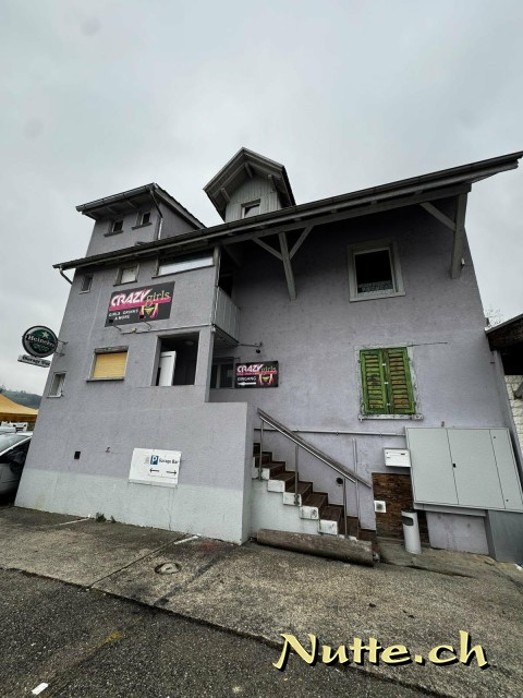 Kontaktbar in Neftenbach zu vermieten: Super Lage, direkt an